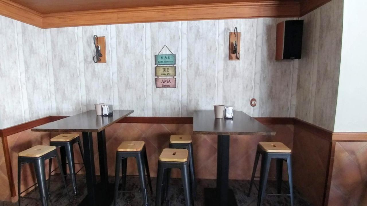 Hostal Rural El Padul Eksteriør bilde